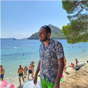 Per le elementari medie e superiori in particolare per (italiano,storia,diritto,economia politica)